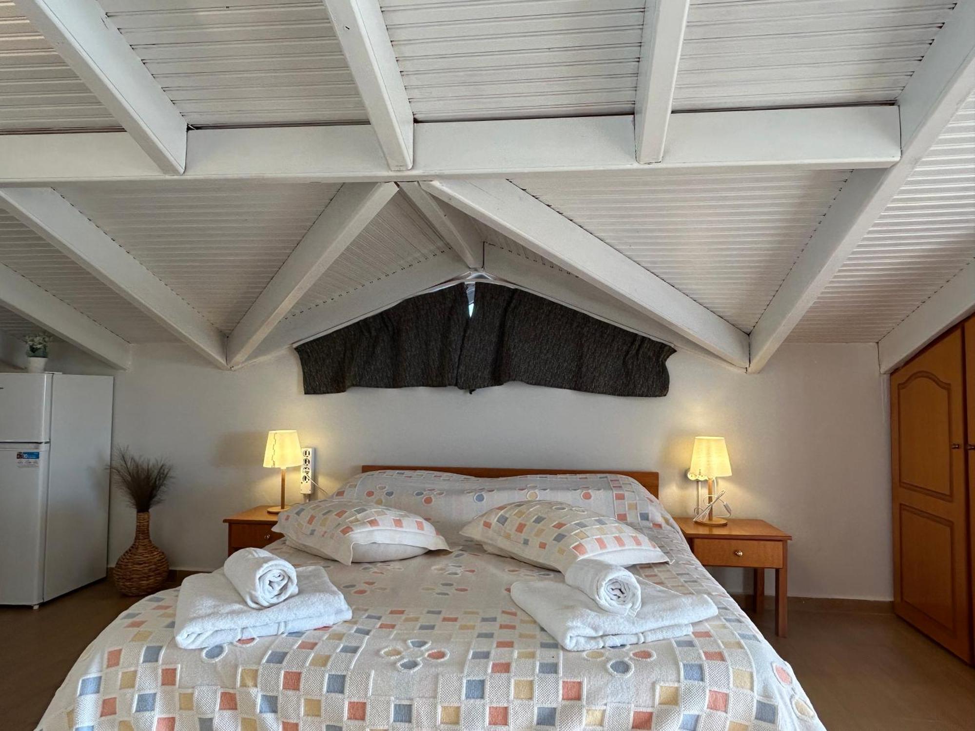 Brati II Beach Hotel Arkoudi Ngoại thất bức ảnh